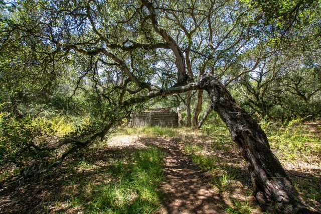 425 Echo Valley Road, Salinas, CA 93907