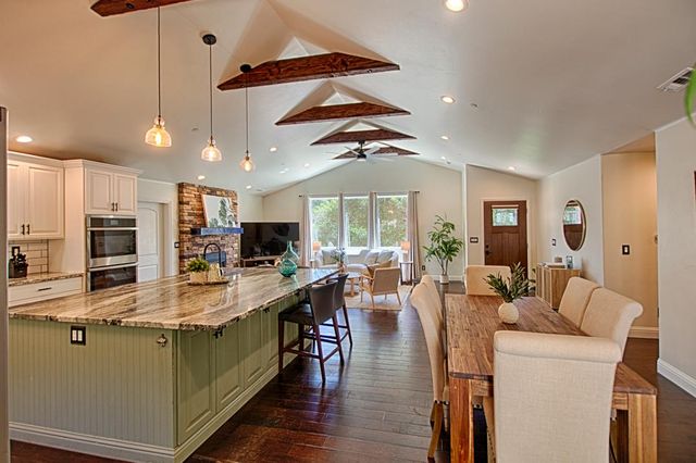 425 Echo Valley Road, Salinas, CA 93907