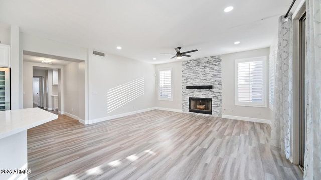 6782 W SKYLARK Drive, Glendale, AZ 85308