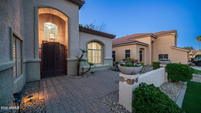 6782 W SKYLARK Drive, Glendale, AZ 85308