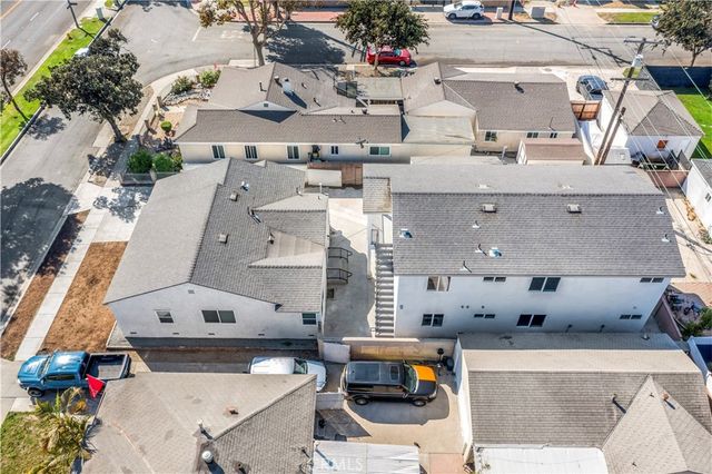 6025 Bellflower, Lakewood, CA 90713
