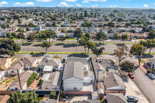 6025 Bellflower, Lakewood, CA 90713
