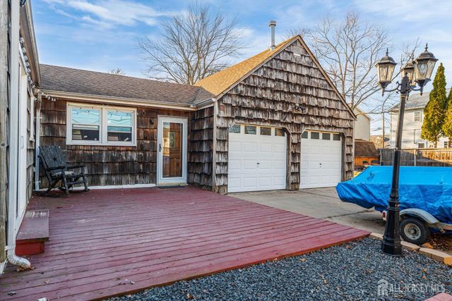 77 W Arthur Place, Iselin, NJ 08830