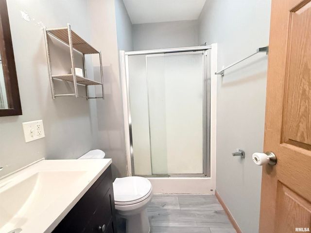 615 S LOGAN Avenue, Carbondale, IL 62901