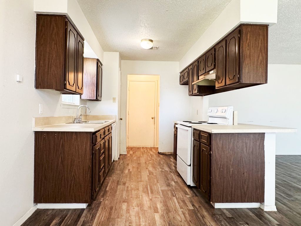 2333 Chandelle Drive, Irving, TX 75060 — photo 3