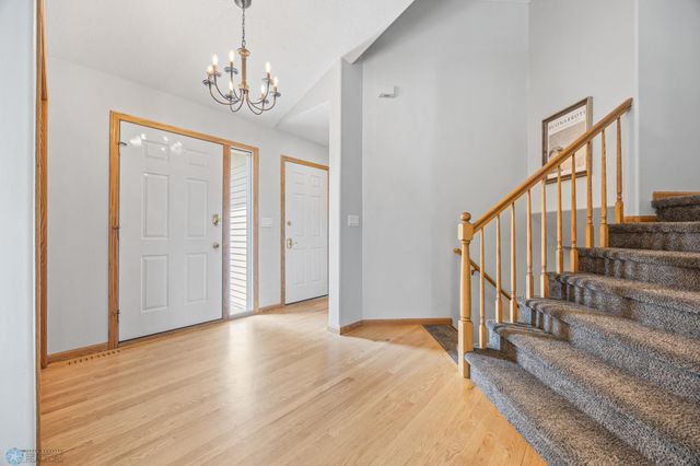 1421 55 Avenue S, Fargo, ND 58104