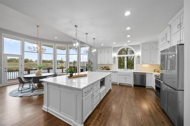 3124 SW Pergola View, Lee's Summit, MO 64081