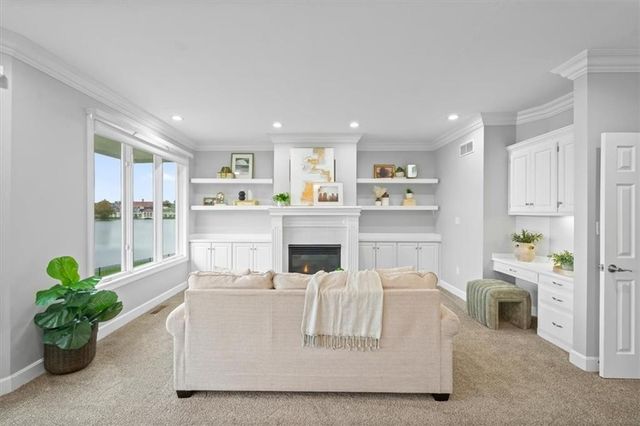 3124 SW Pergola View, Lee's Summit, MO 64081