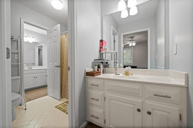 3124 SW Pergola View, Lee's Summit, MO 64081