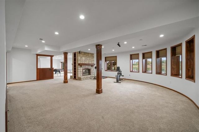 3124 SW Pergola View, Lee's Summit, MO 64081