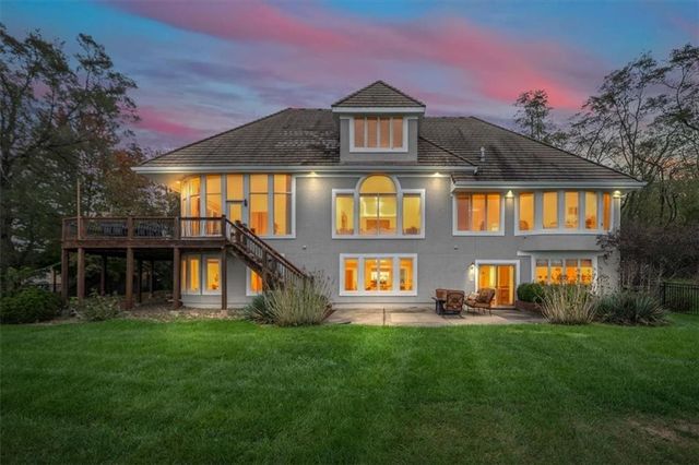 3124 SW Pergola View, Lee's Summit, MO 64081