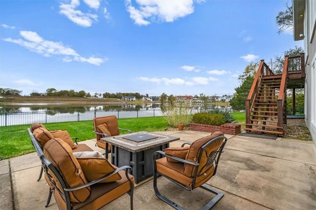 3124 SW Pergola View, Lee's Summit, MO 64081