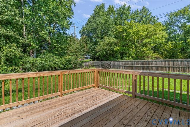 8183 Burnside Ct, Mechanicsville, VA 23116