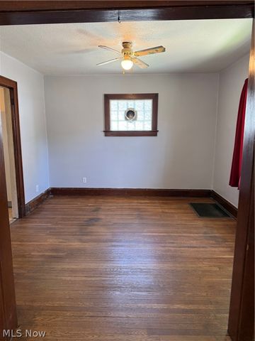 1821 Marks Avenue, Akron, OH 44305