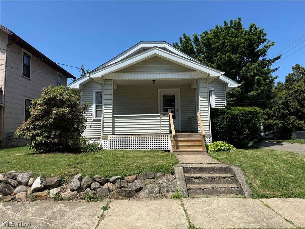 1821 Marks Avenue, Akron, OH 44305