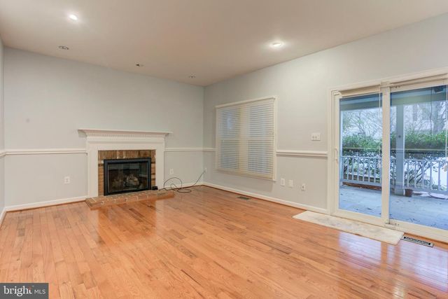 7504 MULLINGAR CT, Springfield, VA 22153