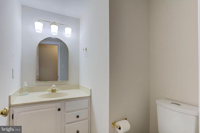 7504 MULLINGAR CT, Springfield, VA 22153