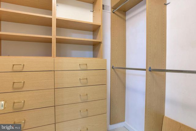 7504 MULLINGAR CT, Springfield, VA 22153