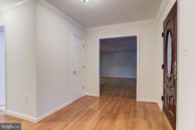 7504 MULLINGAR CT, Springfield, VA 22153