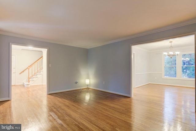 7504 MULLINGAR CT, Springfield, VA 22153