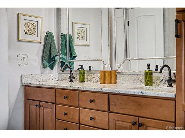 13661 E Marina Dr 411, Aurora, CO 80014
