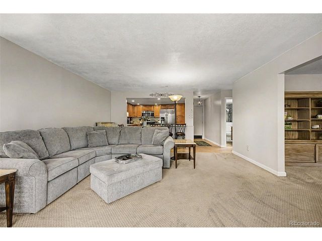 13661 E Marina Dr 411, Aurora, CO 80014
