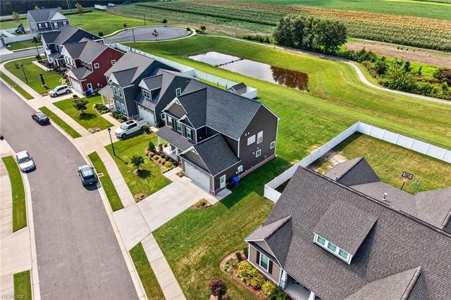 1013 Strawberry CT, Suffolk, VA 23435