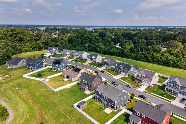 1013 Strawberry CT, Suffolk, VA 23435