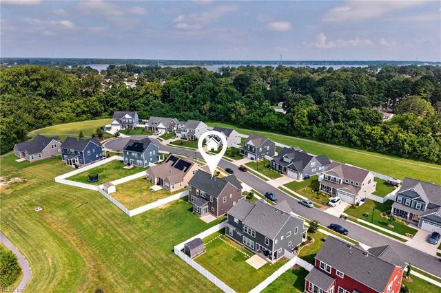 1013 Strawberry CT, Suffolk, VA 23435