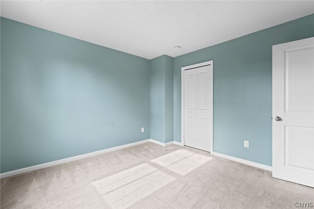 8661 Cobalt Drive, Cicero, NY 13039