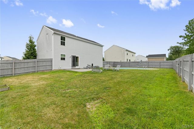 8661 Cobalt Drive, Cicero, NY 13039