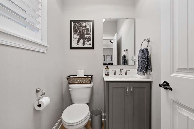 1498 Tyrone Drive, Shakopee, MN 55379