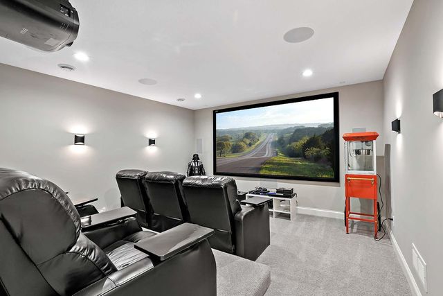 1498 Tyrone Drive, Shakopee, MN 55379