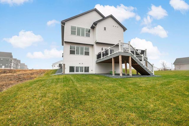 1498 Tyrone Drive, Shakopee, MN 55379