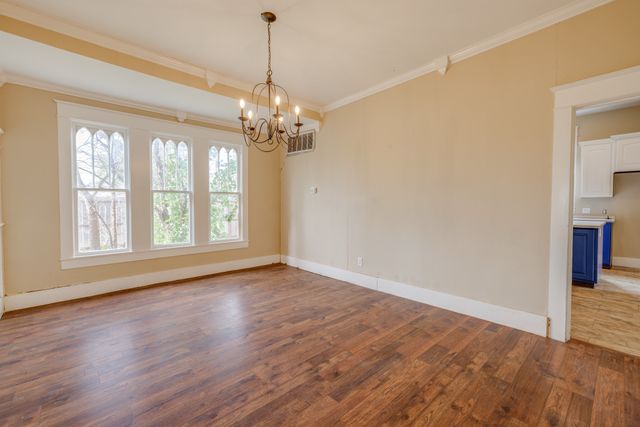 720 W Pecan Street, Coleman, TX 76834