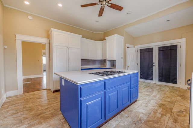 720 W Pecan Street, Coleman, TX 76834