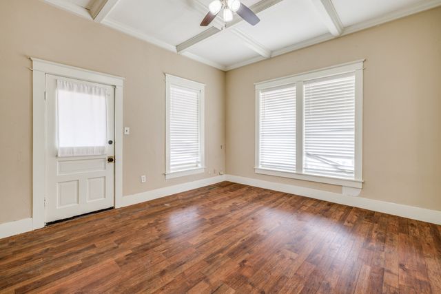 720 W Pecan Street, Coleman, TX 76834