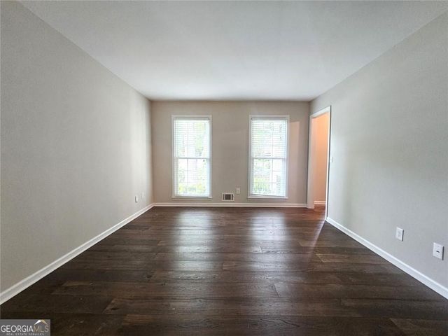 290 Oakmere Drive, Alpharetta, GA 30009