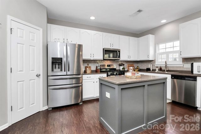 2145 Majestic Poplar Drive, Waxhaw, NC 28173