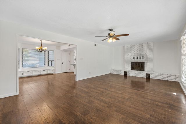 2125 Holt Avenue, Sanger, CA 93657