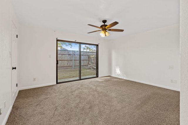 2125 Holt Avenue, Sanger, CA 93657