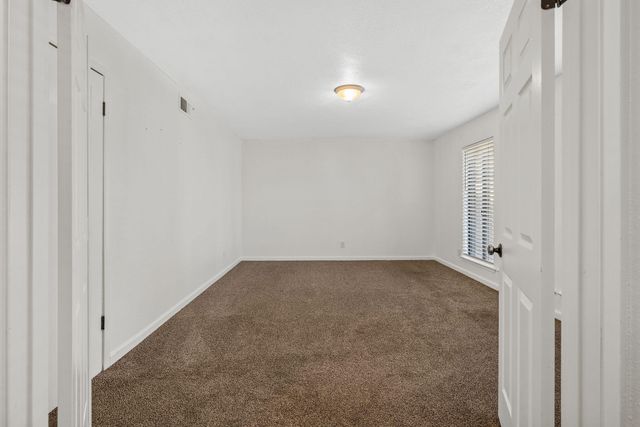 2125 Holt Avenue, Sanger, CA 93657