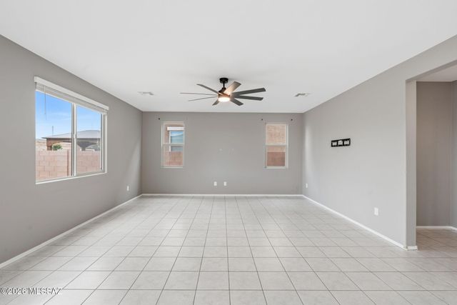 6693 E Via Arroyo Largo, Tucson, AZ 85756