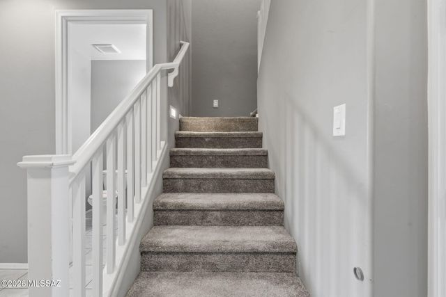 6693 E Via Arroyo Largo, Tucson, AZ 85756
