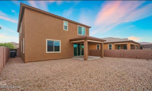 6693 E Via Arroyo Largo, Tucson, AZ 85756