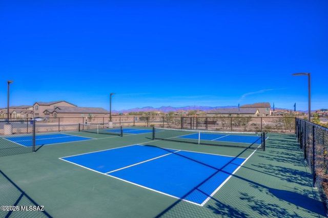 6693 E Via Arroyo Largo, Tucson, AZ 85756