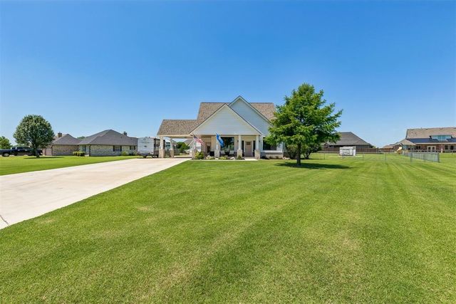 5658 NW Pioneer Circle, Norman, OK 73072