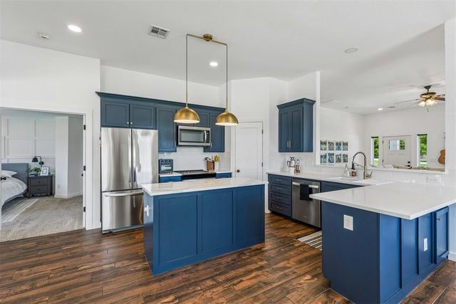 5658 NW Pioneer Circle, Norman, OK 73072