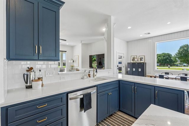 5658 NW Pioneer Circle, Norman, OK 73072