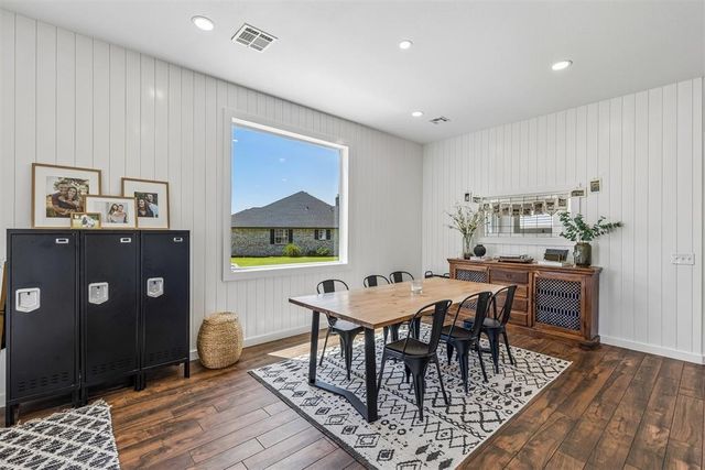 5658 NW Pioneer Circle, Norman, OK 73072